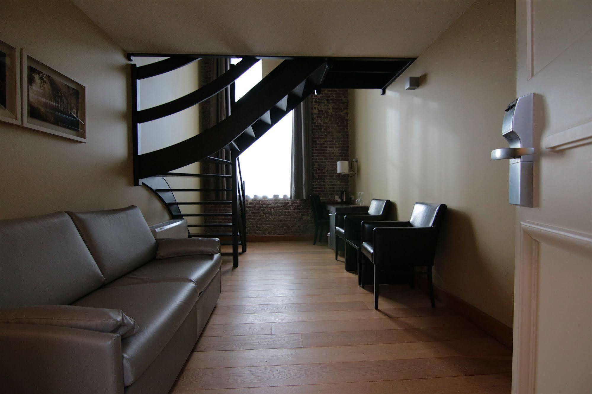 Het Godshuis Hotel ซินต์-เลาไรนส์ ภายนอก รูปภาพ