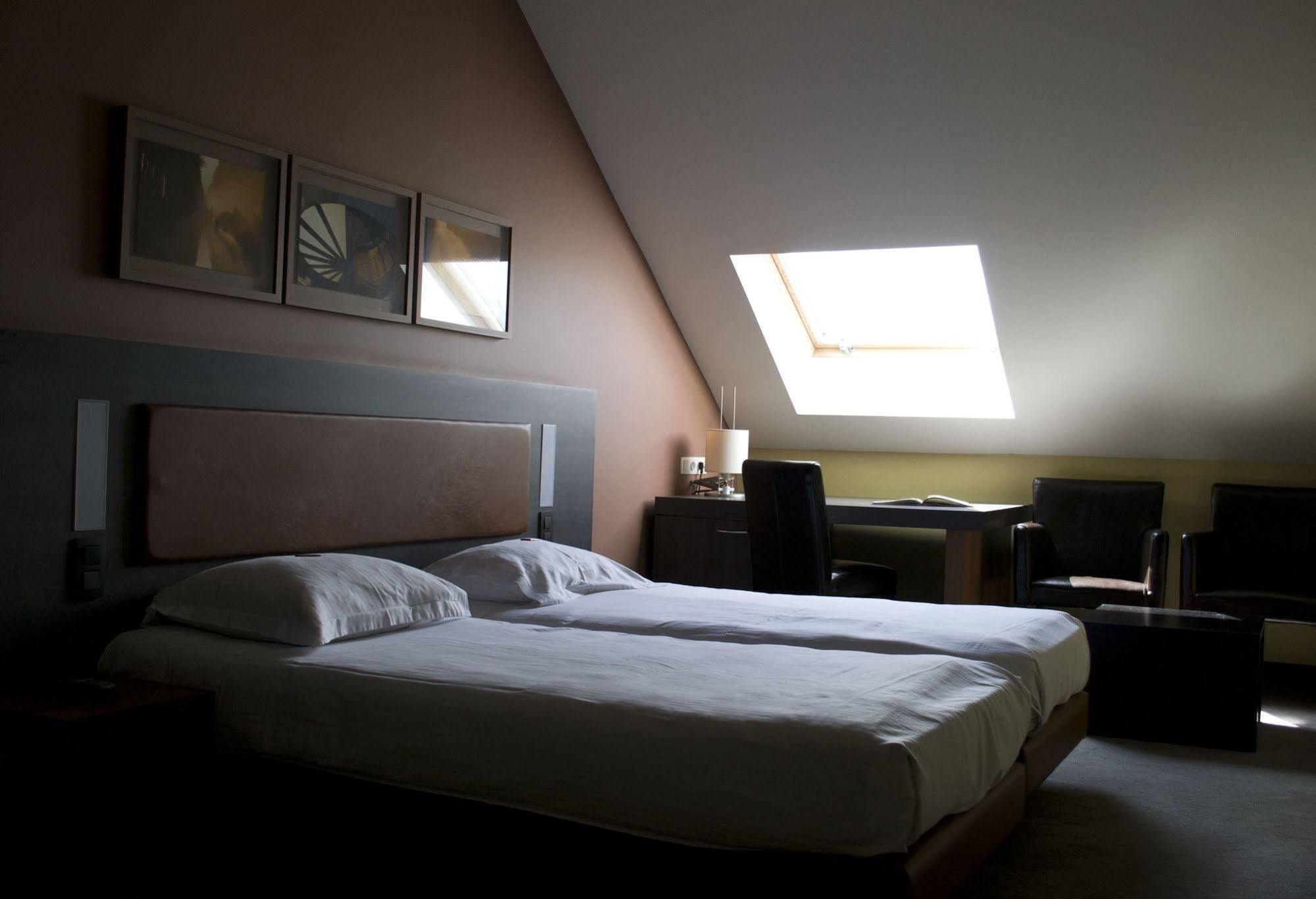 Het Godshuis Hotel ซินต์-เลาไรนส์ ภายนอก รูปภาพ
