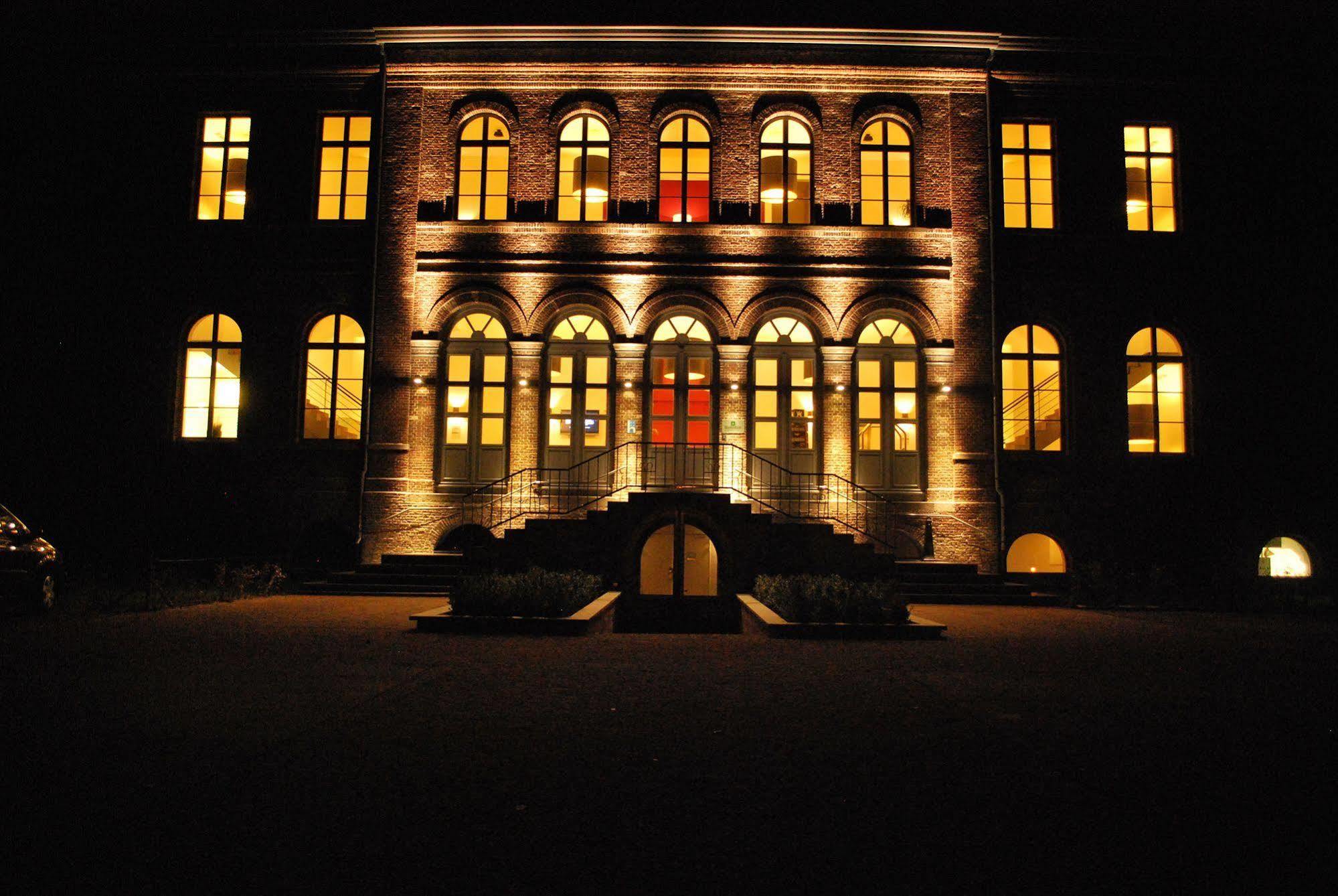 Het Godshuis Hotel ซินต์-เลาไรนส์ ภายนอก รูปภาพ